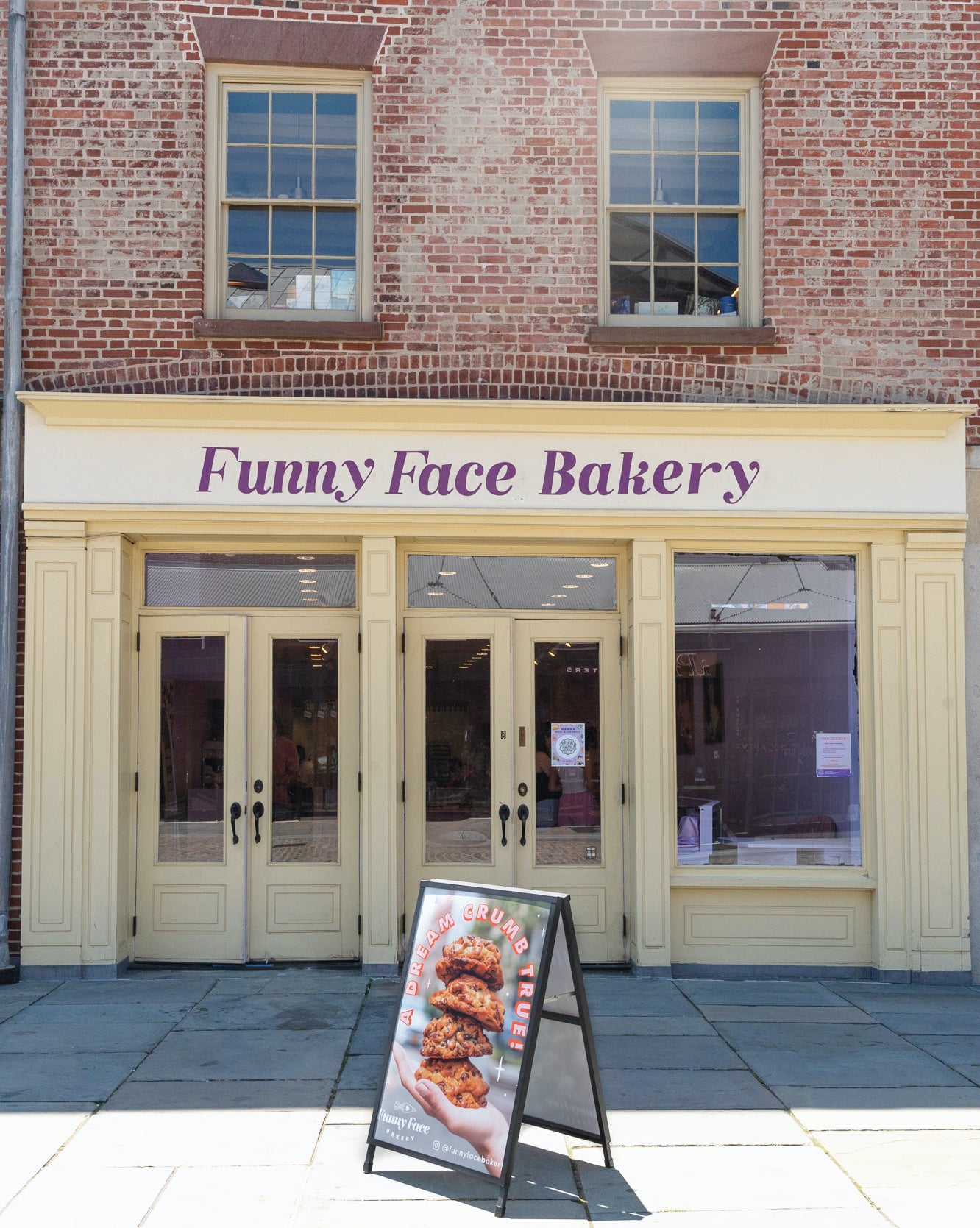 My Bebesota - Funny Face Bakery